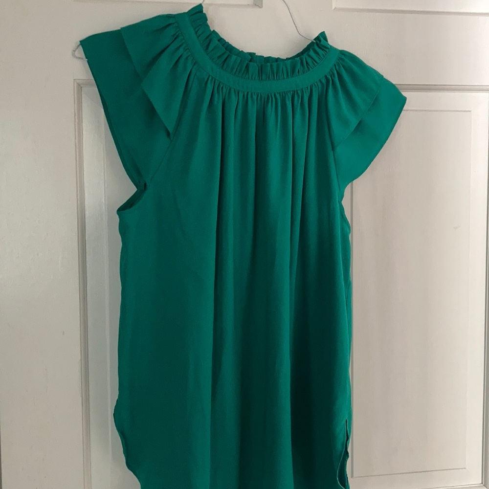 Green blouse -Sleeveless ruffle